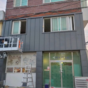 latest image